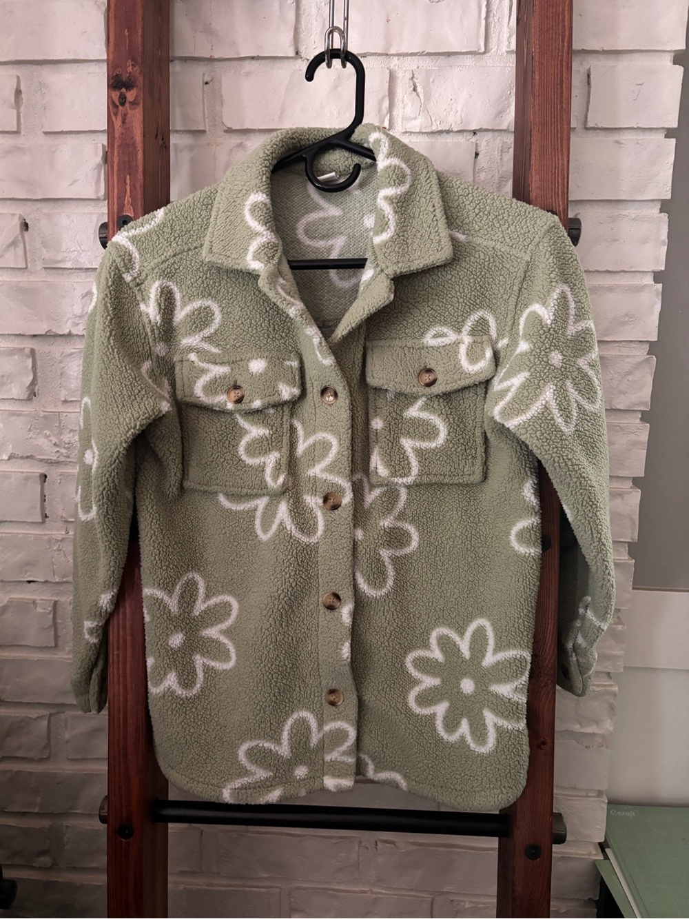 Sage Green Floral Girls Sherpa Jacket size 10/12